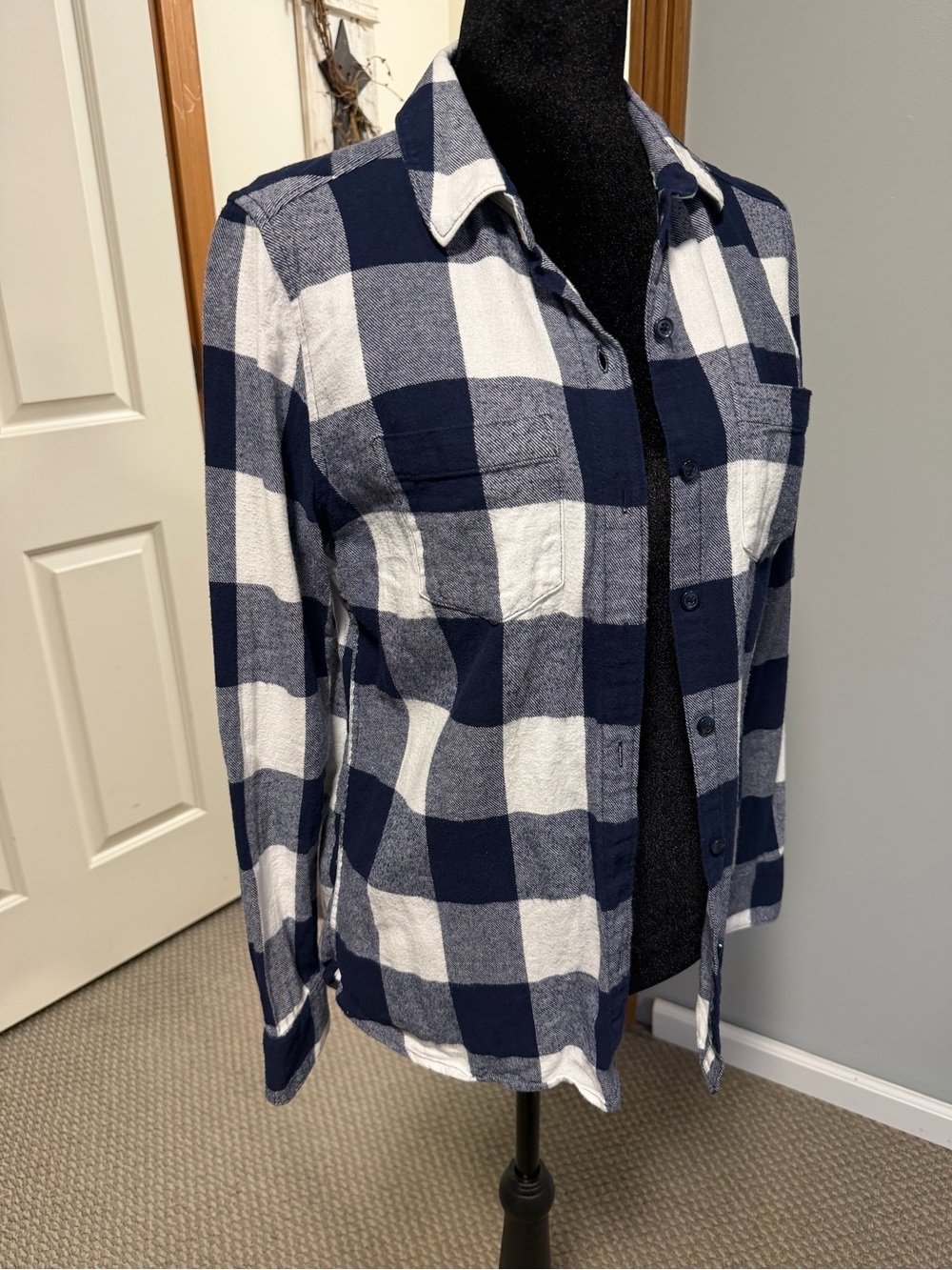 Woolrich Buffalo Plaid Button Front Shirt Medium Navy White 100% Cotton